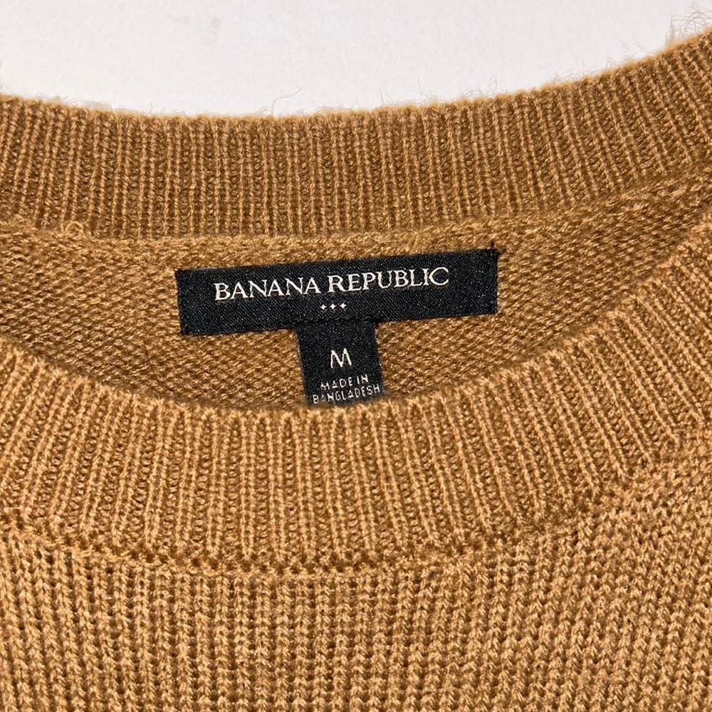 Size M Banana Republic